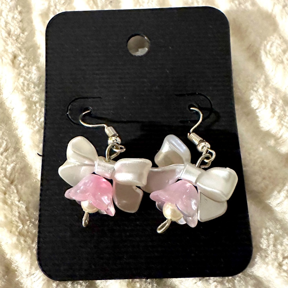 Handmade bow earrings
